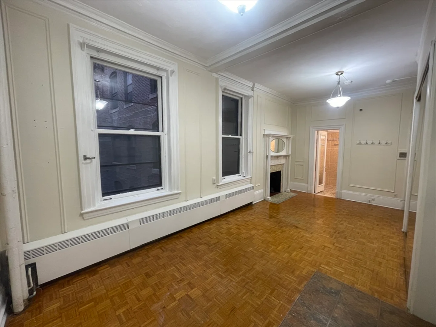 Minimalist student studio in  with efficient layout