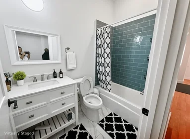 Logement entier en résidence à 7, Prescott, Unit 1, East Boston, Boston, MA, 02128, image 5 de 9