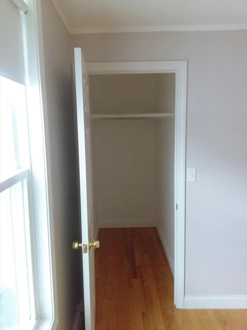 11, Montfern Ave., Unit 3, Brighton, Boston, MA, 02135