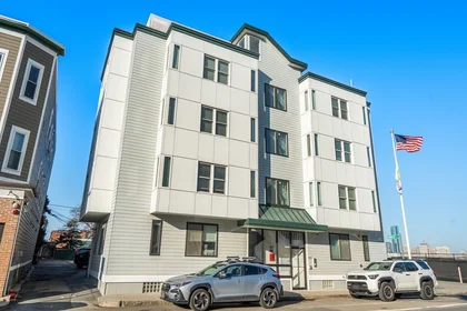 Logement entier en résidence à 2, Humboldt Pl., Unit 6, South Boston, Boston, MA, 02127, image 4 de 6