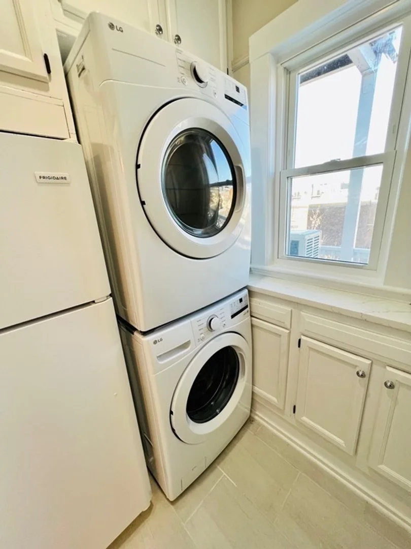 22, Gardena St., Unit 3, Brighton, Boston, MA, 02135