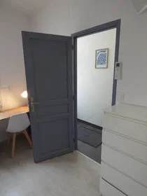 Özel oda konumu Avignon, 84000, 16 48 görüntüsü