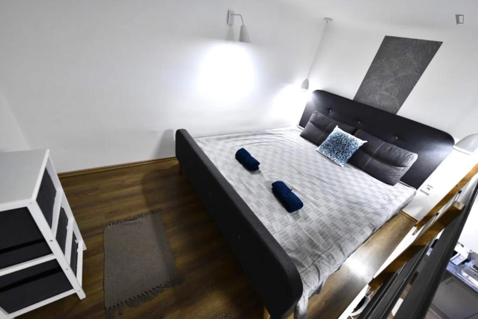 Abgeschlossenes Studio für Studenten im Zentrum von 