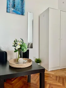 Stanza privata in Hársfa utca, immagine 2 di 28