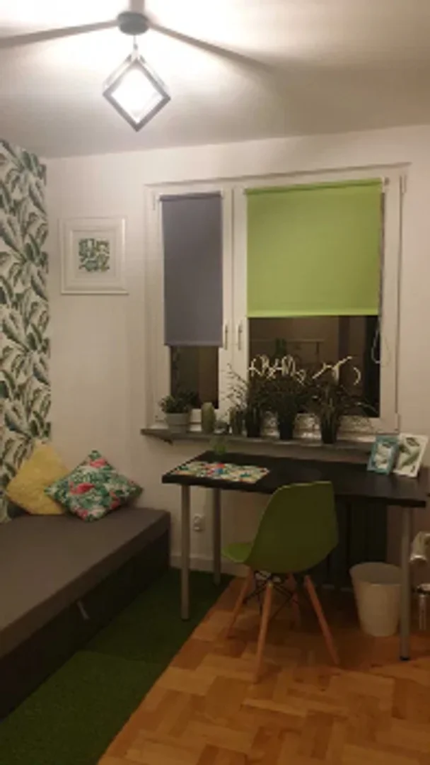 Student-friendly room in  with modern amenities