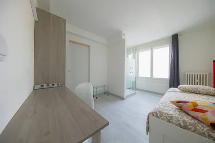 Família em Reims, 51100, imagem 1 de 4