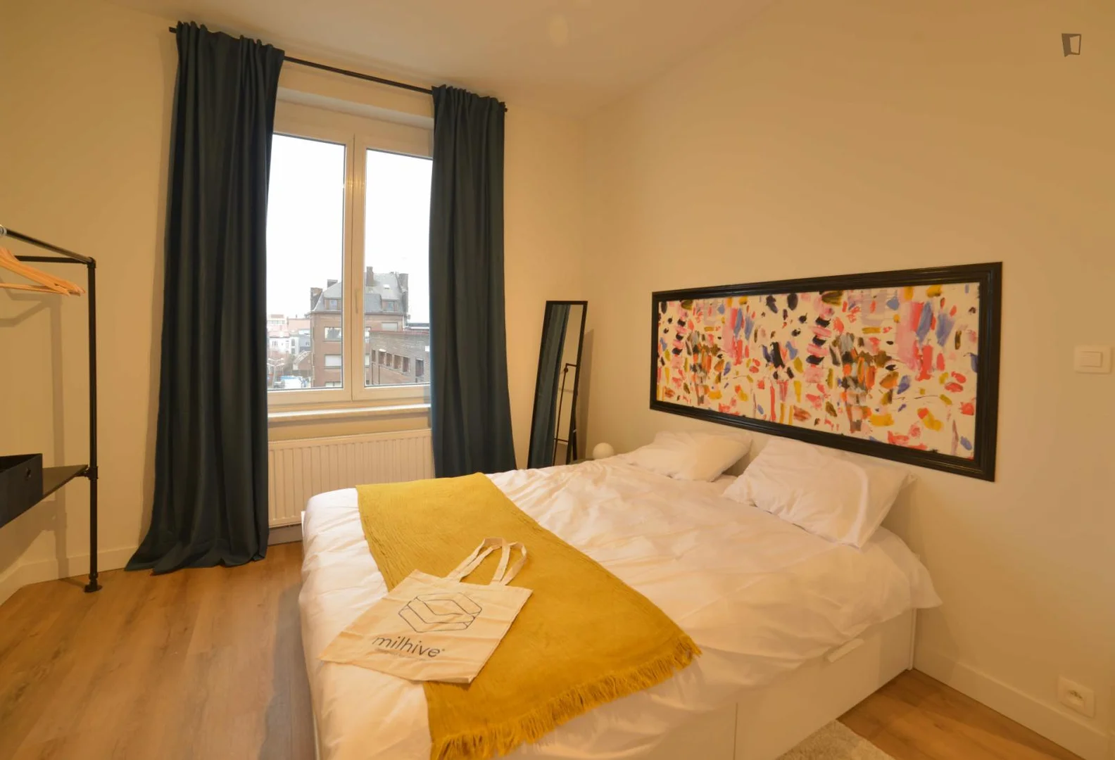 Room for rent in student apartment in , fully furnished