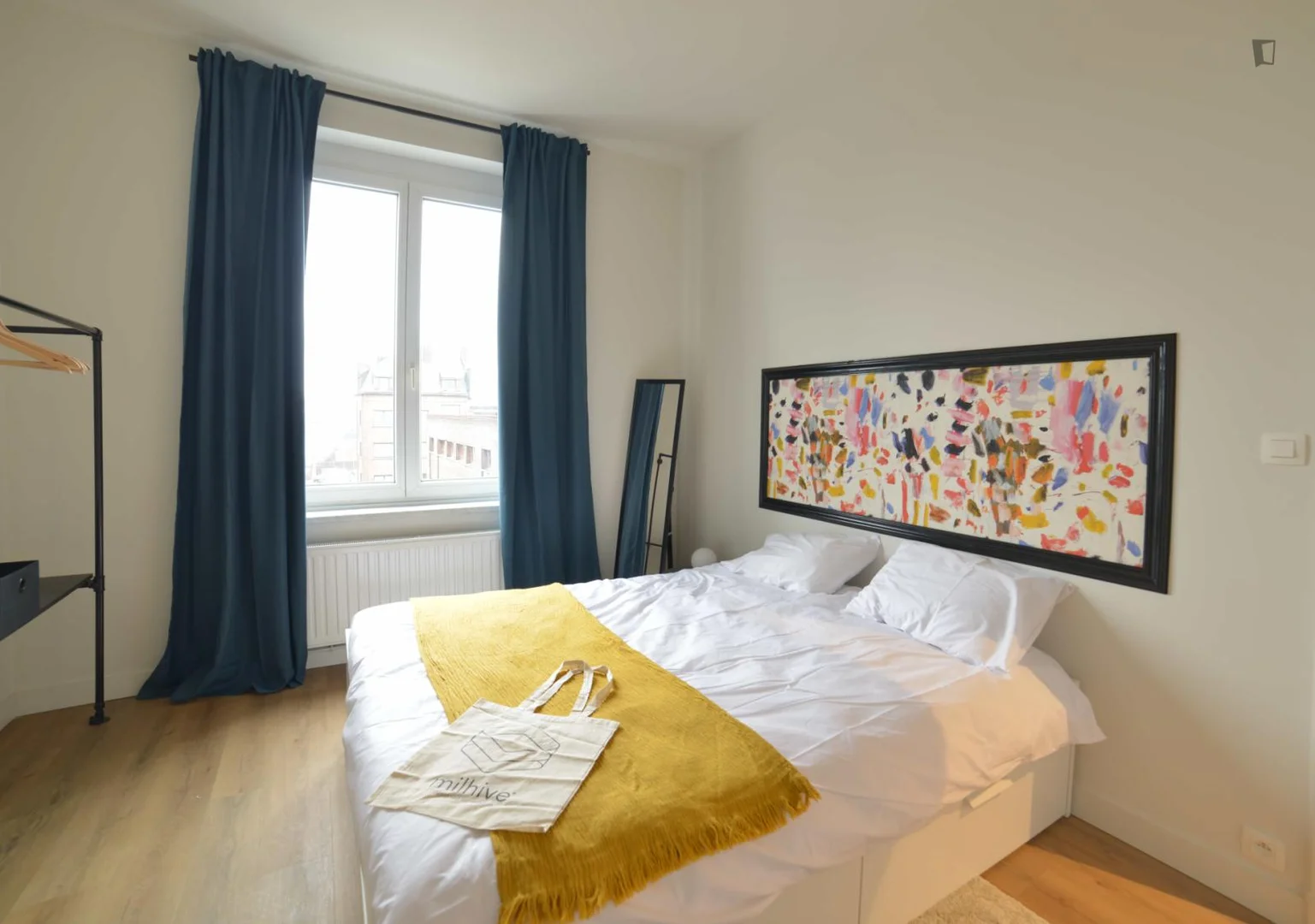 Cozy room for students available in 