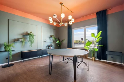 Privatzimmer in der Klara-Franke-Straße 24-28, Berlin. Germany, bild 20 von 23