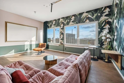 Private room at Klara-Franke-Straße 24-28, Berlin. Germany, image 9 of 23