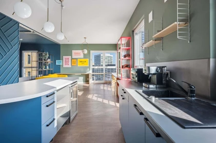 Privatzimmer in der Klara-Franke-Straße 24-28, Berlin. Germany, bild 10 von 23