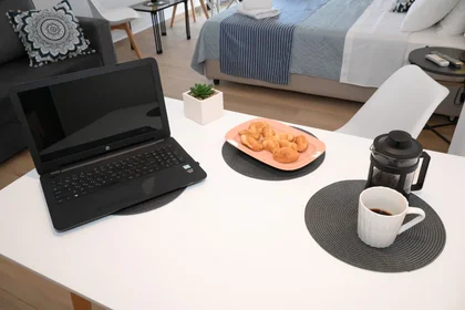 Entire apartment at Michail Archaggelou 25, image 11 of 20