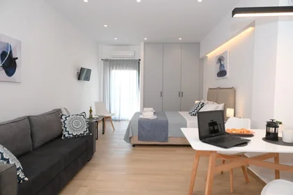 Entire apartment at Michail Archaggelou 25, image 10 of 20