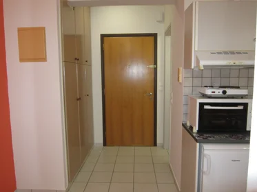 Entire apartment at Michail Archaggelou 25, image 6 of 16