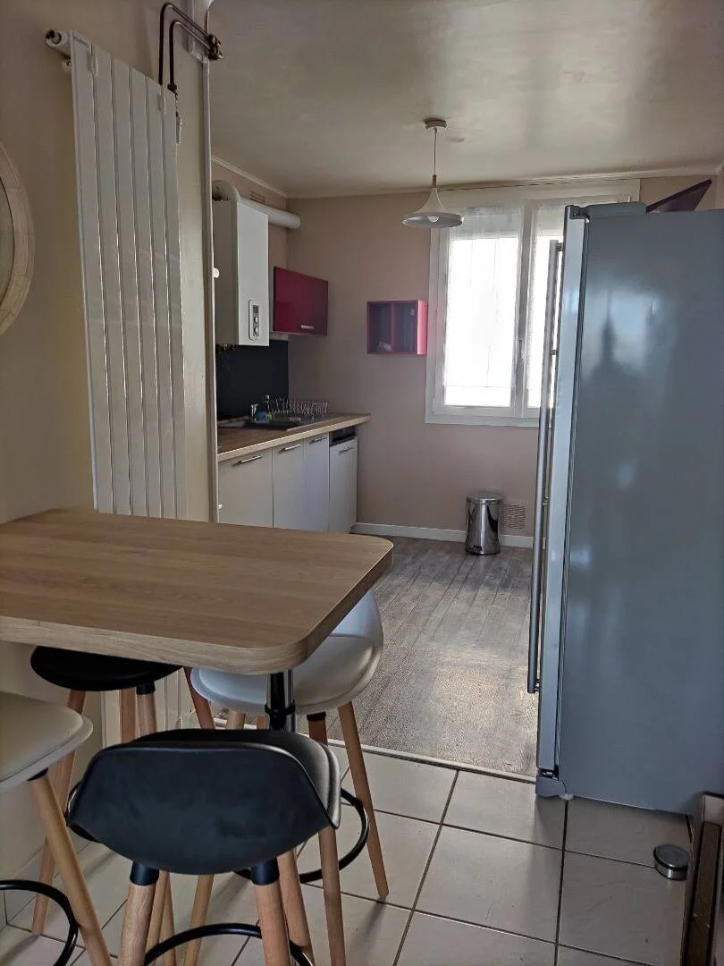 Habitación para estudiantes en  con modernas comodidades