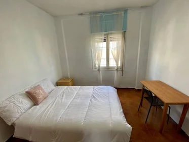 Chambre privée à Madrid, 28026, image 12 de 20