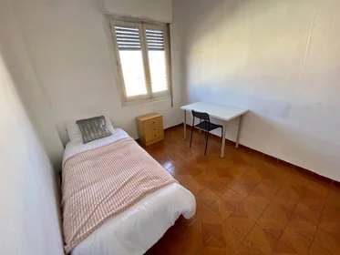 Chambre privée à Madrid, 28026, image 14 de 20
