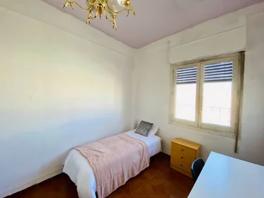 Chambre privée à Madrid, 28026, image 18 de 20