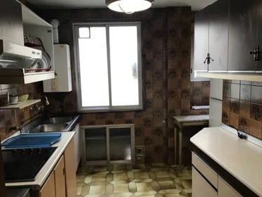 Private room at Madrid, 28026, image 21 of 30