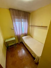 Chambre privée à Madrid, 28026, image 8 de 20