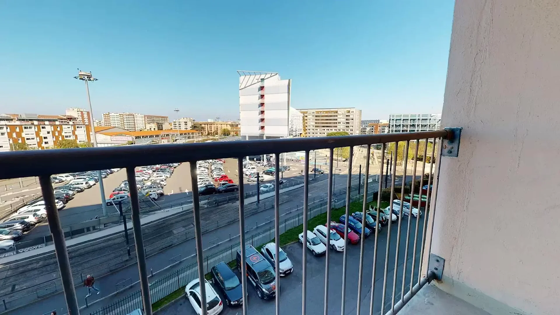 'de öğrenci dairesinde, tamamen mobilyalı kiralık oda