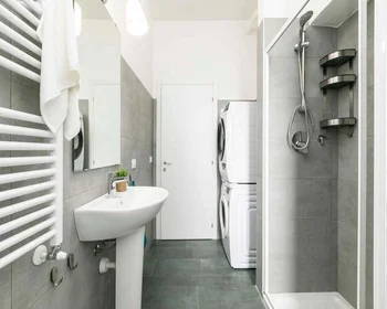 Chambre privée à 6, Via Privata Parenzo, Milano, 20143, image 7 de 16