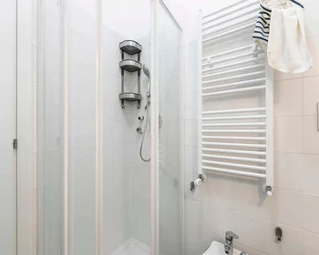 Chambre privée à 6, Via Privata Parenzo, Milano, 20143, image 8 de 16