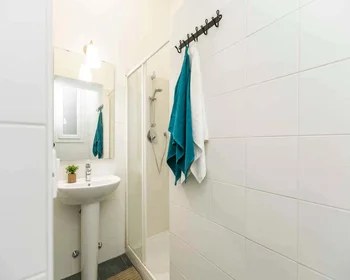 Chambre privée à 6, Via Privata Parenzo, Milano, 20143, image 16 de 16