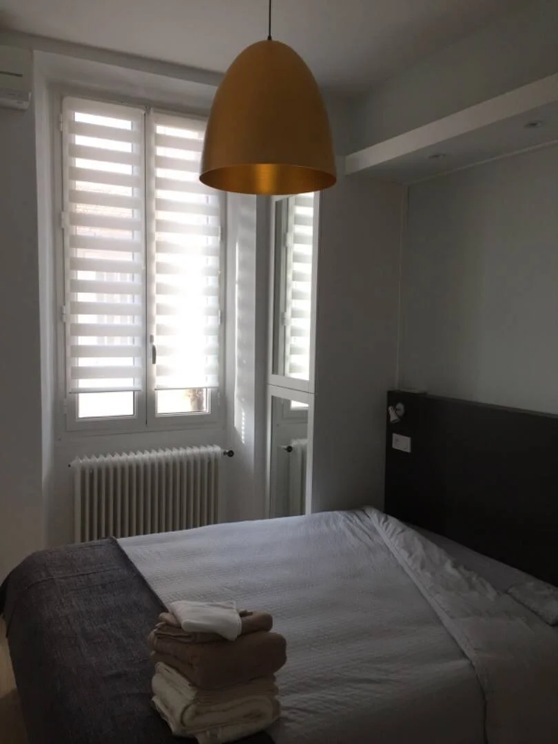 Chambre d'étudiant confortable et spacieuse dans 