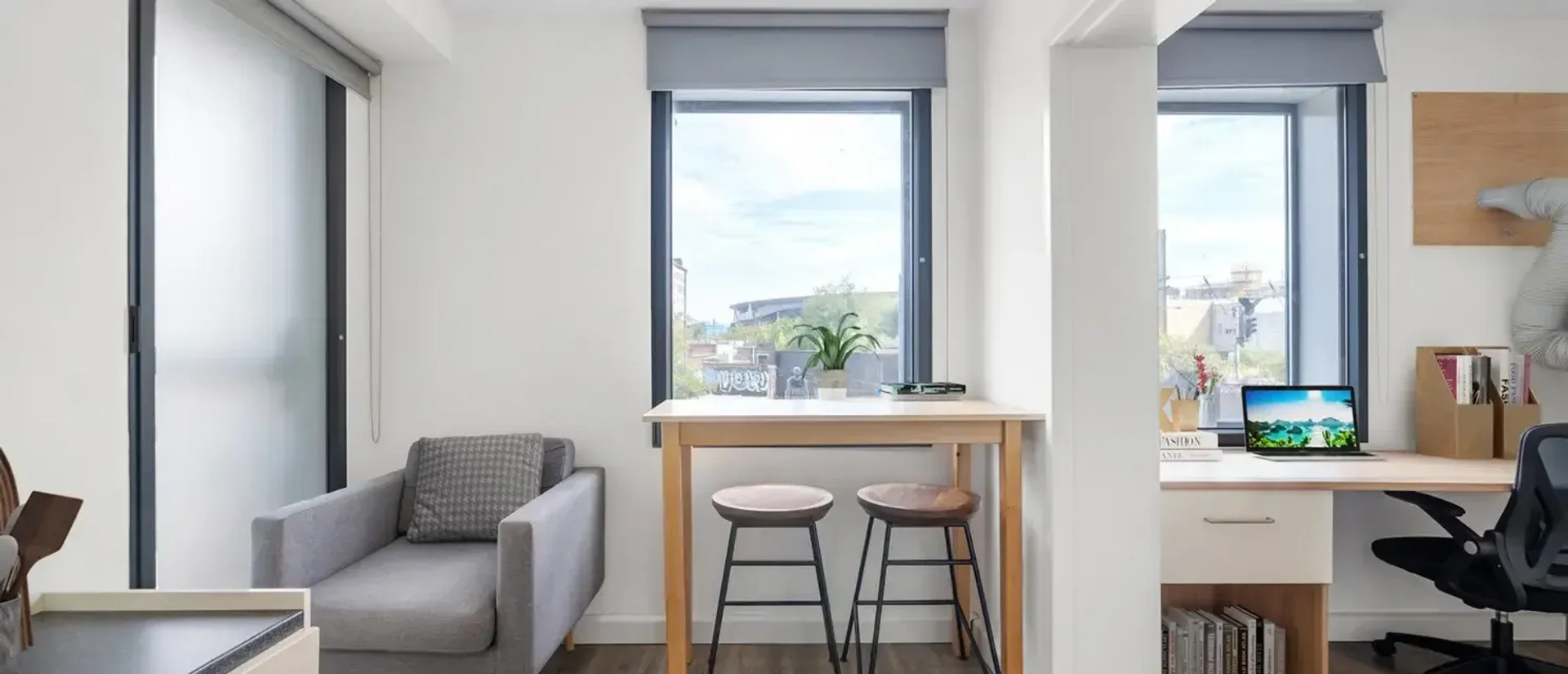 Modern student studio with complete amenities in 