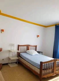 Private room at Perpignan, 66100, image 1 of 13