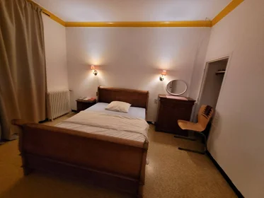 Private room at Perpignan, 66100, image 2 of 13