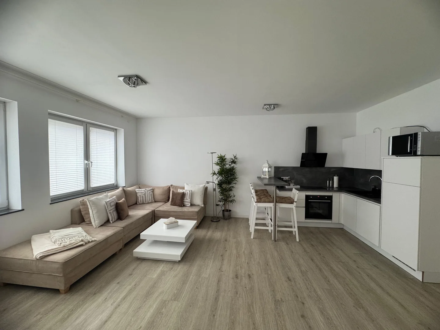 Asequible apartamento estudio con características esenciales en 