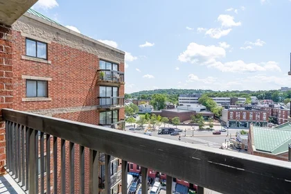 Gesamte Unterkunft im Wohnheim in der 15, North Beacon St., Unit 906, Allston, Boston, MA, 02134, bild 12 von 16