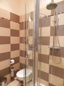 Logement entier à Avenue des Champs-Élysées, image 16 de 21