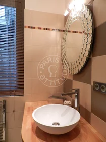 Logement entier à Avenue des Champs-Élysées, image 18 de 21