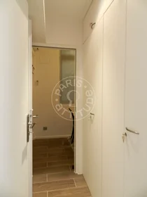 Logement entier à Avenue des Champs-Élysées, image 20 de 21