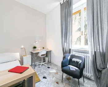 Privatzimmer in der Via Francesco Primaticcio, 182, 20147 Milano MI, Italy, bild 2 von 31