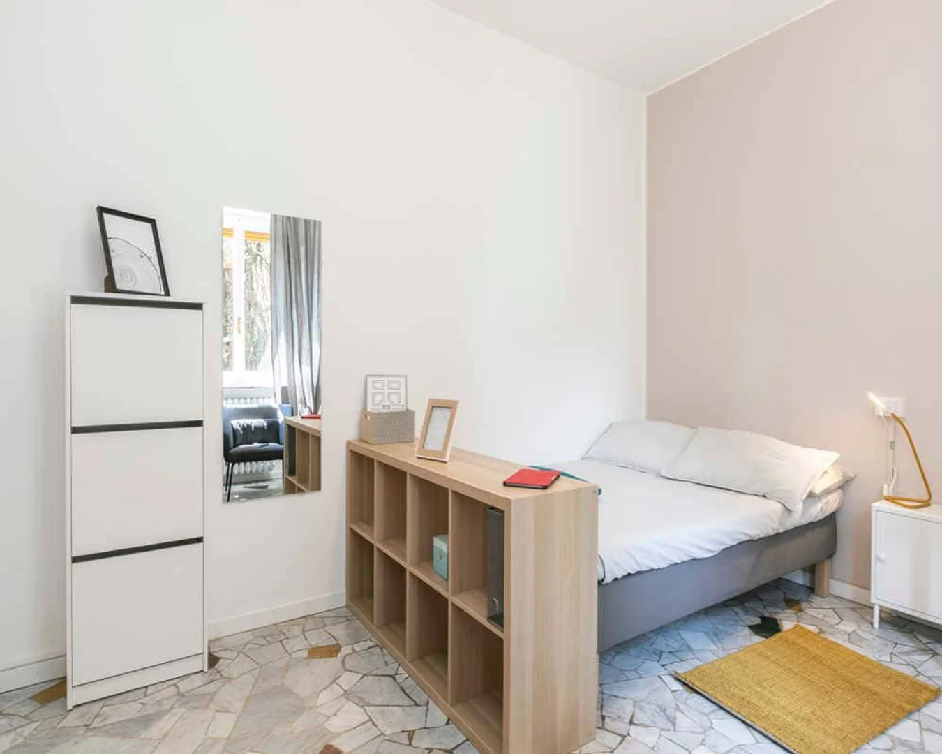 Preisgünstiges Studentenzimmer in günstiger Lage in