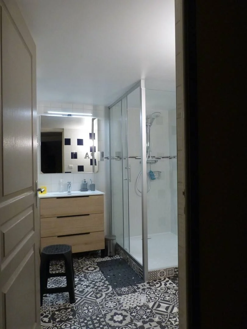 Habitación acogedora para estudiantes disponible en 