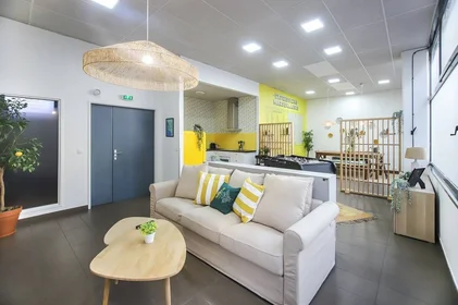 Privatzimmer im Wohnheim in der Marseille, 13003, bild 16 von 16