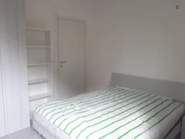 Prywatny pokój Via Boves, obraz 1 10