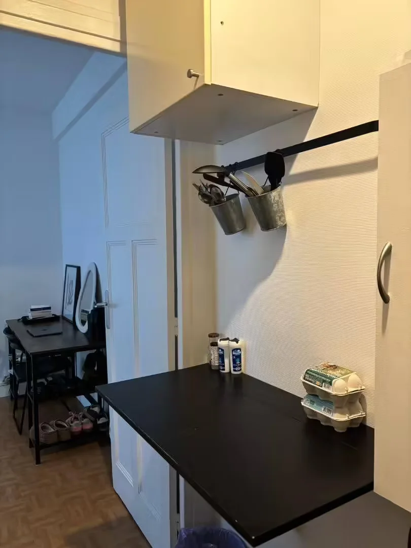 Habitación estudiantil económica con ubicación conveniente en 