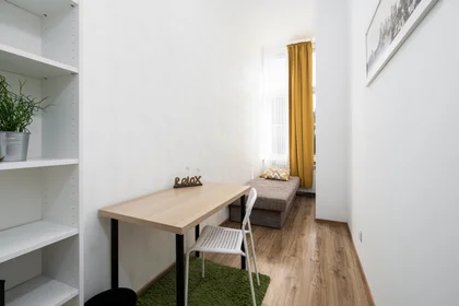 Özel oda konumu Aleje Karola Marcinkowskiego , 1 10 görüntüsü