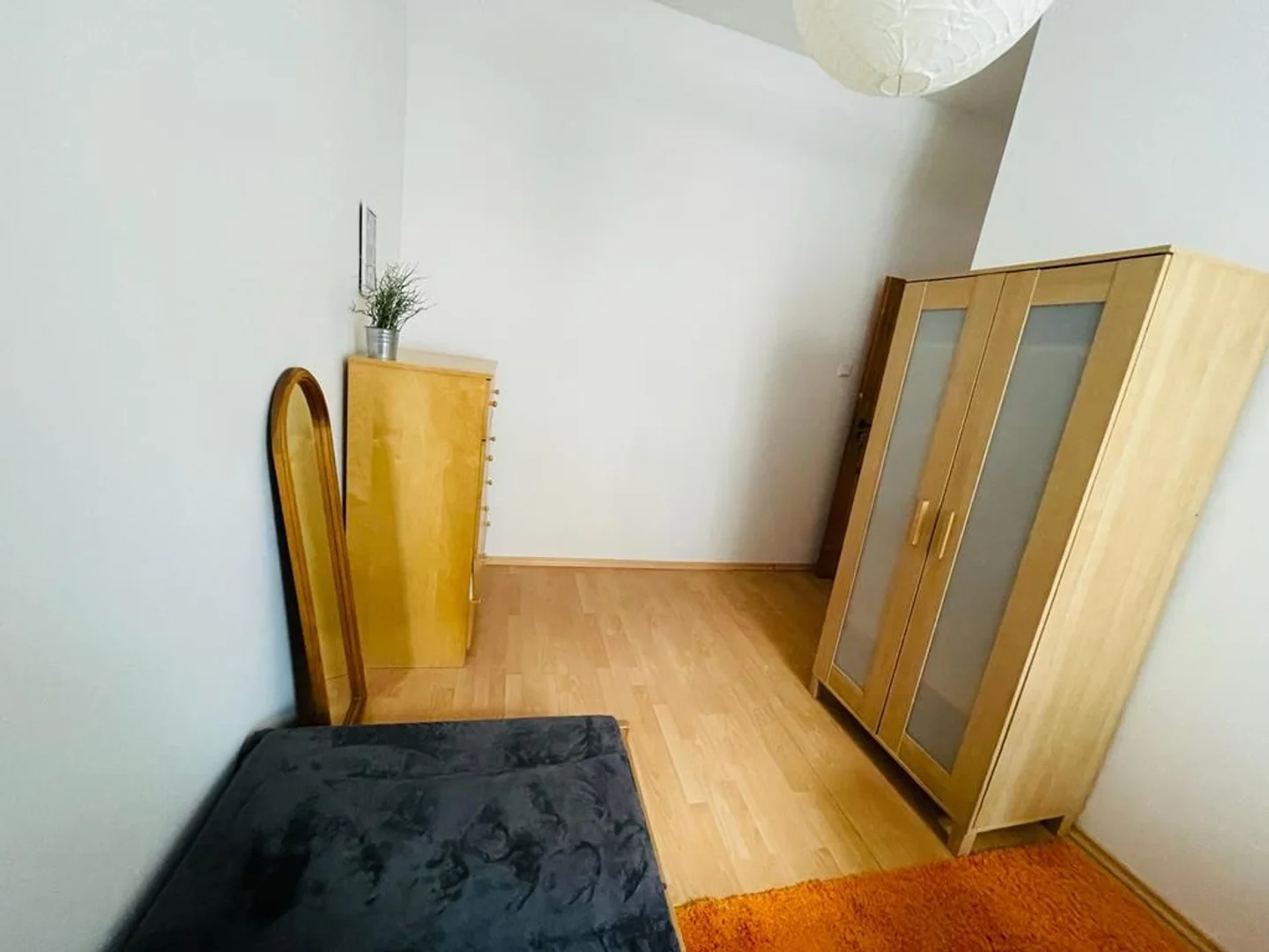 Öğrenciler için rahat oda  bölgesinde mevcut