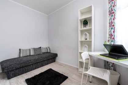 Chambre à louer avec lit double Poznan