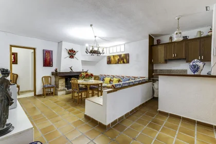 Prywatny pokój Calle Esla, obraz 5 18