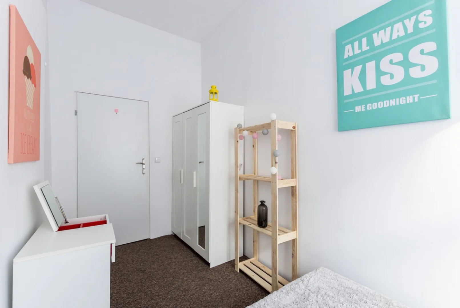Studentenfreundliches Zimmer in  mit modernen Annehmlichkeiten