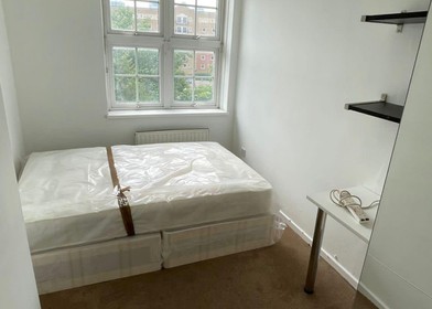 London de çift kişilik yataklı kiralık oda