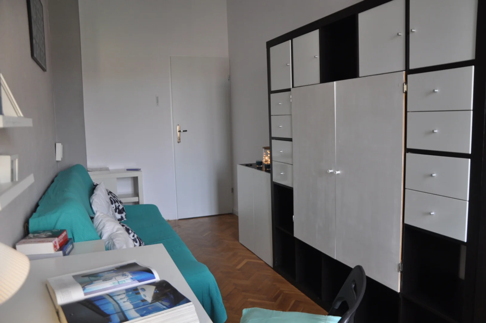 Quarto acolhedor para estudantes disponível em 